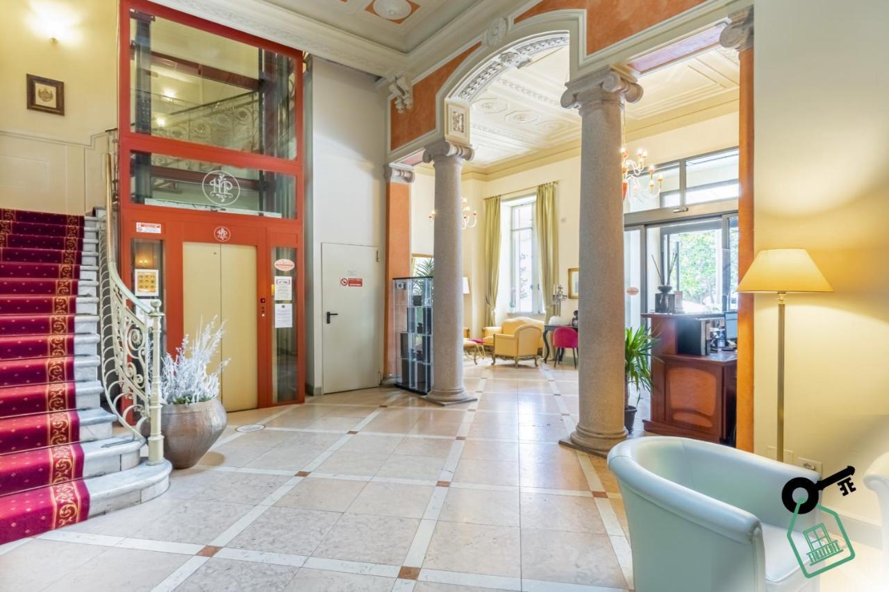 Hotel Rooms Lago Maggiore Verbania Exterior photo